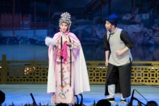 《卖油郎独占花魁》的爱情故事