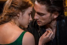 莎士比亚的妻子是谁