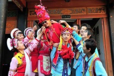 白族的婚礼是什么样的