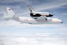 暴风雪号航天飞机的优势