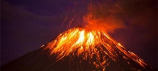 1986年11月23日：日本大岛火山爆发