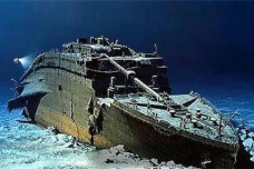 泰坦尼克号沉没之谜