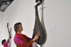 纳西琵琶的历史溯源