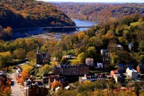 蒙大拿州在美国的哪里