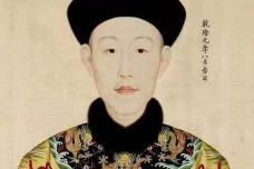关于乾隆的身世之谜