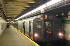 纽约地铁线路和车站有多少