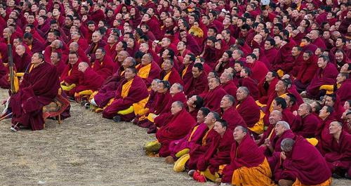 清朝藏族僧服特点