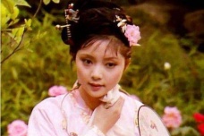 元春为什么支持宝钗