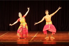 印度婆罗多舞有什么特点