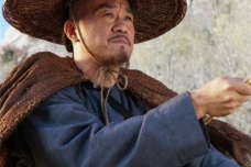 刘墉做官后期为什么从刚正不阿变为圆滑世故