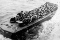 希金斯登陆艇：诺曼底登陆中的明星武器