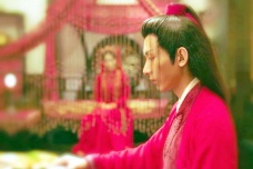 《琉璃》璇玑在婚宴上看见司凤成亲