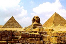 法老为什么要建造金字塔