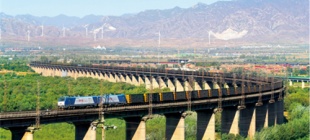 1992年12月21日：大秦铁路全线开通