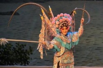 樊梨花杀了亲生父亲吗