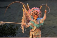 樊梨花杀了亲生父亲吗