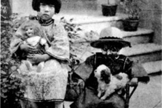 张爱玲早年经历导致的悲剧意识