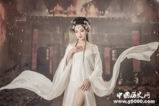 李师师在招安中起到的作用