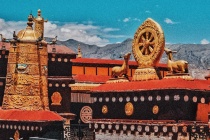 大昭寺位于哪座城市