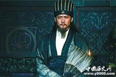 诸葛亮与吴用的比较
