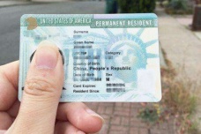 美国国籍和绿卡有什么区别