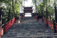 南华山神凤文化景区是什么样的