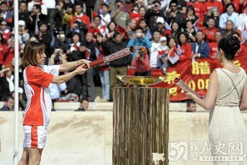 北京奥运圣火介绍_交接仪式为何在雅典举行