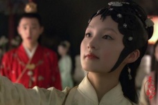 宝钗建议宝玉改绿玉为绿蜡