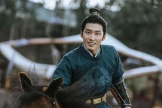 韩德让生平简介