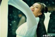 使董卓与吕布争夺的貂蝉