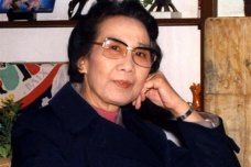 袁雪芬生平简介