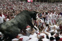 西班牙奔牛节的由来