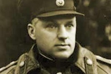 苏德战争逆境英雄罗科索夫斯基简介