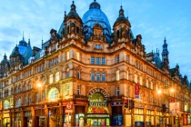 利兹大学在英国哪个城市