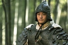 孙策的性格怎么样