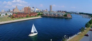 1825年10月26日：伊利运河落成