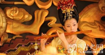 杨贵妃如何死的_杨贵妃死后唐玄宗如何
