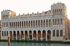 威尼斯黄金宫建筑是什么建筑风格