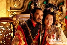 杨广四处征战，但也维护了统一