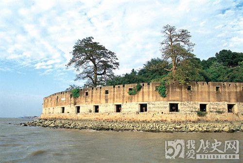 崖山海战：10万军民殉国
