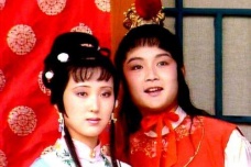 神瑛侍者与顽石的关系