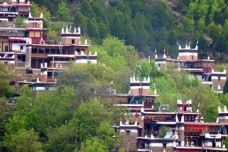 西藏的传统民居是什么