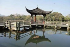 鲁班和西湖绸伞的传说