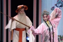 评剧的鲜派唱腔有什么特点