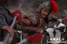 杨坚在朝堂杀死大将史万岁