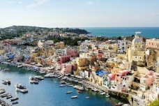 意大利那不勒斯城市简介