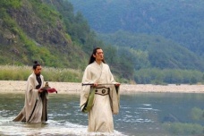 范蠡为什么辅佐勾践灭吴