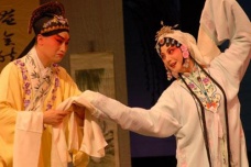 昆曲的声音行腔是什么