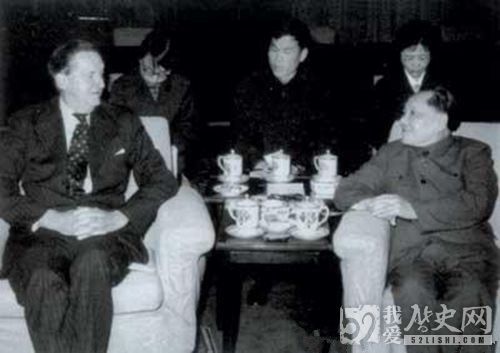邓小平会见麦理浩的意义_双方会见后又如何
