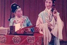 黄梅戏春香闹学剧情是怎样的